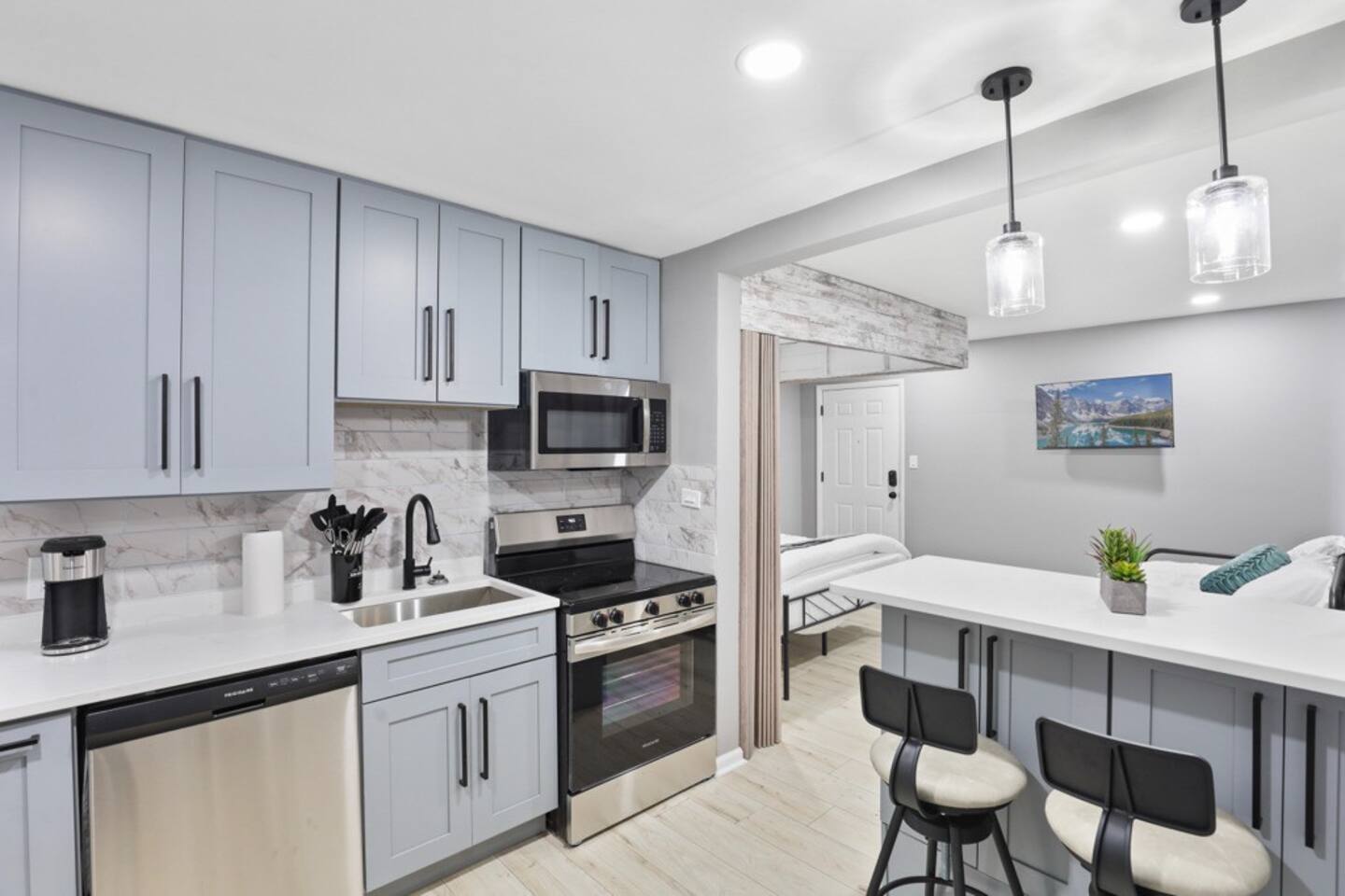 Stylish Studio Kitchen