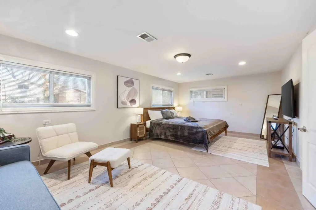 windy-city-bedroom-7