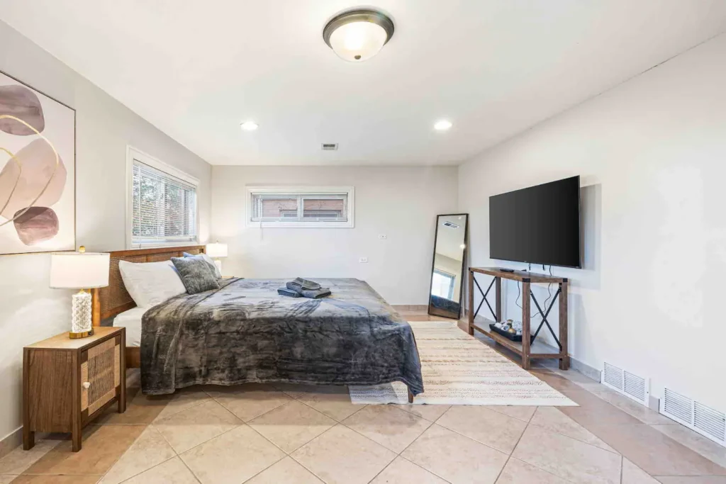 windy-city-bedroom-8